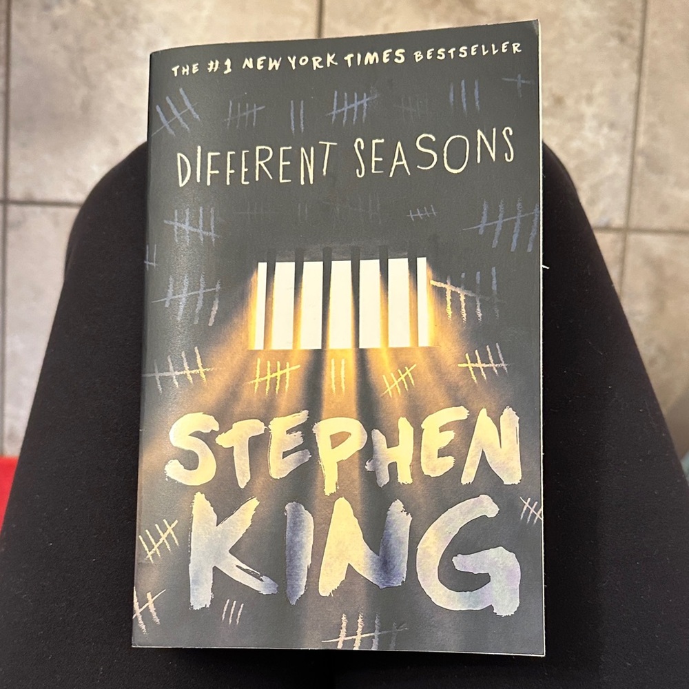 Different Seasons by Stephen King Paperback